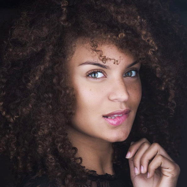 Carla Danseuse